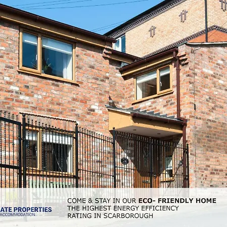 Sitwell - 3 Bedroomed Townhouse With Free Parking Скарборо
