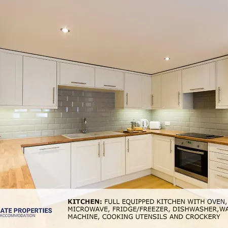 Sitwell - 3 Bedroomed Townhouse With Free Parking * Скарборо